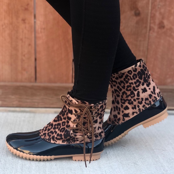 Leopard Print Side Laced Duck Boots - Picture 4 of 9